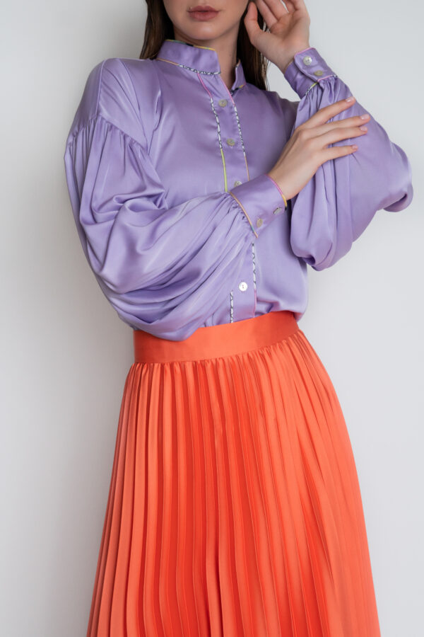 Vibrant pleated skirt